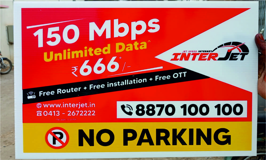 NO PARKING BOARDS